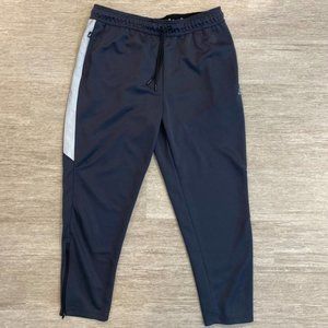 Men’s Reebok Track Pants Size XL Gray